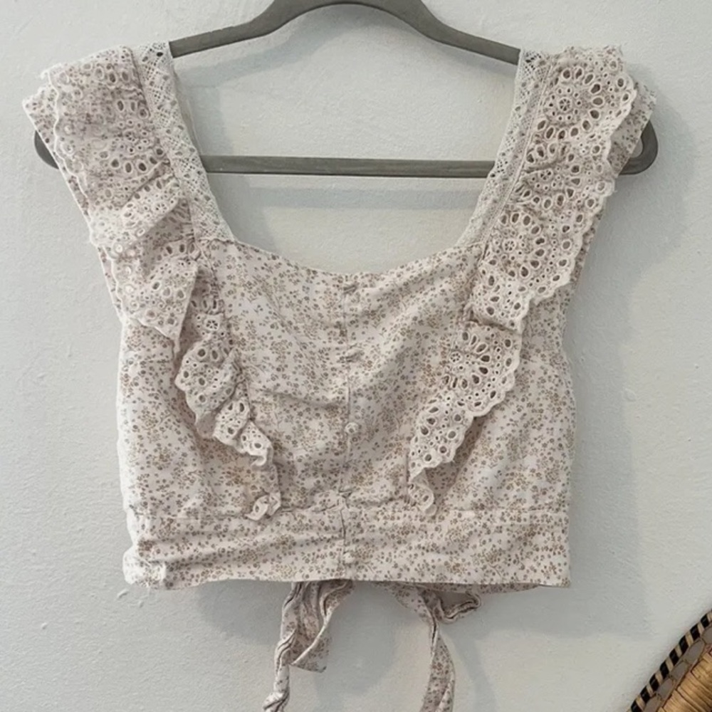 american eagle floral backless top